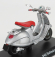 Edicola Piaggio Vespa 946 Bellissima 2014 1:18 Strieborná