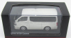 Kyosho Nissan Nv350 Minibus Caravan 2012 1:43 Brillant White Pearl Met