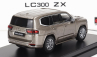 LCD model Toyota Land Cruiser Lc300-zx 2022 1:64 Zlato