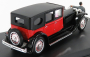 Rio-models Bugatti Type 41 Royale s postavičkou pána Bugattiho 1927 1:43 čierna červená