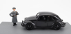 Rio-models Volkswagen Beetle Kafer Kdf Wagen s figúrkou 1941 1:43 čierna