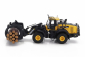 Universal hobbies Komatsu Wa475-10 Ruspa Gommata - škrabací traktor s drapákom na drevo 1:50 žltá čierna