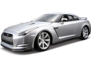 Bburago Nissan GT-R 2009 1:18 strieborná