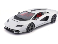 Maisto Lamborghini Countach LPI 800-4 1:18 biela