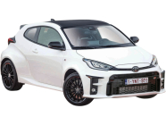 Maisto Toyota GR Yaris 2021 1:24 biela