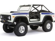 RC auto Axial SCX10 III Early Ford Bronco 4WD 1:10, biele