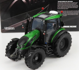 Universal hobbies Valtra G135 Traktor 2017 1:32 Zelená s čiernou