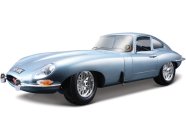 Bburago Jaguar E-type Coupe 1:18 strieborná