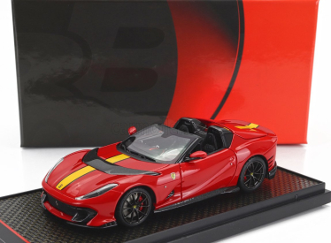 Bbr-models Ferrari 812 Competizione A Spider 2022 - Čierne kolesá 1:43 Rosso Corsa 322 - Červeno-žltá