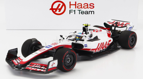 Minichamps Haas F1 Vf-22 Ferrari Team Haas N 47 8. (prvé body) Silverstone British GP 2022 Mick Schumacher 1:18 Biela čierna červená