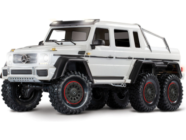 Traxxas TRX-6 Mercedes G 63 6x6 1:10 TQi RTR biely