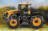 Britský traktor JCB 8330 2016 1:32 žltý čierny