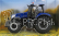 Britský traktor New holland T8.435 2018 1:32 modrý čierny