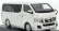 Kyosho Nissan Nv350 Minibus Caravan 2012 1:43 Brillant White Pearl Met