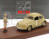 Rio-models Volkswagen Beetle Maggiolino Africa Korps 1941 - S Rommelovou figúrkou 1:43 Vojenský Písek