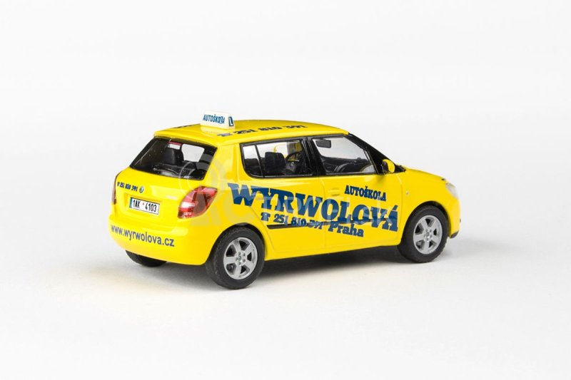 Abrex Škoda Fabia II (2006) 1:43 - Autoškola Wyrwolová