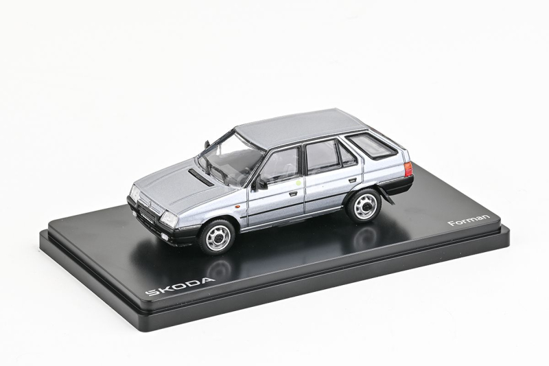 Abrex Škoda Forman (1993) 1:43 - Strieborná zafírová metalíza