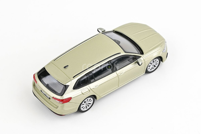 Abrex Škoda Superb IV Combi (2023) 1:43 - Žltá Ice Tea Metallic