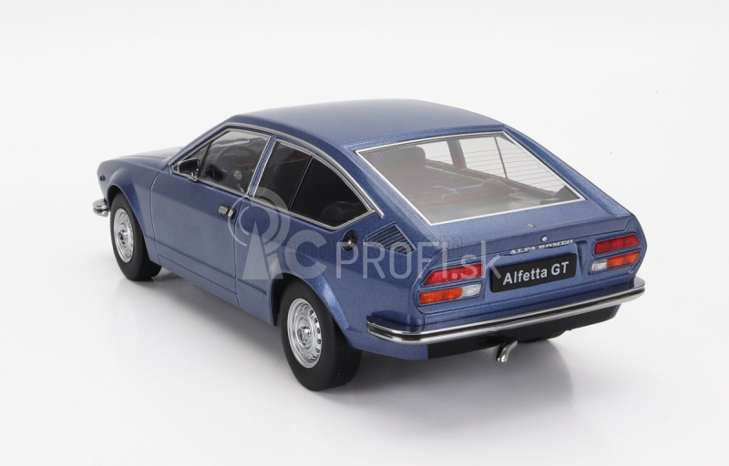 Alfa romeo Alfetta 1600 Gtv 1976 v mierke 1:18 modrá