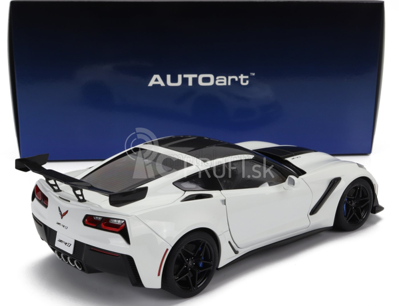 Autoart Chevrolet Corvette C7 Zr1 2017 1:18 arktická biela