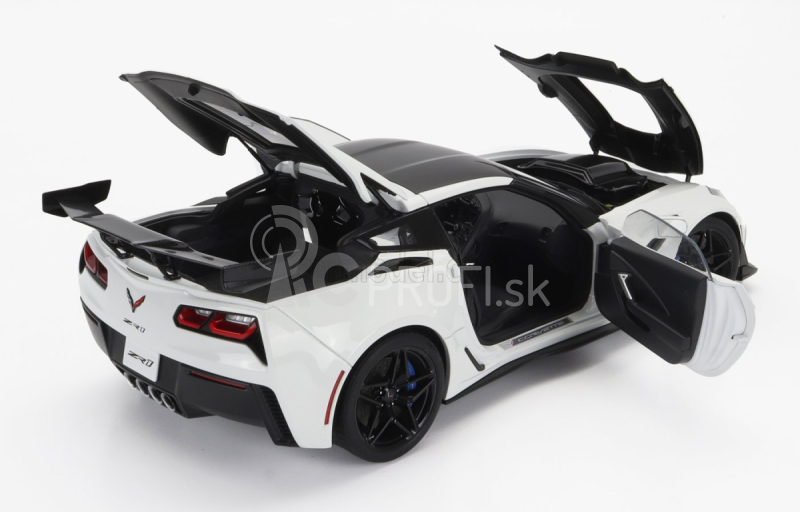 Autoart Chevrolet Corvette C7 Zr1 2017 1:18 arktická biela