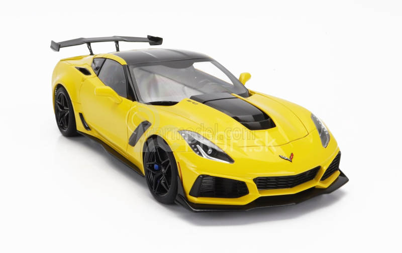 Autoart Chevrolet Corvette C7 Zr1 2017 1:18 Racing Yellow