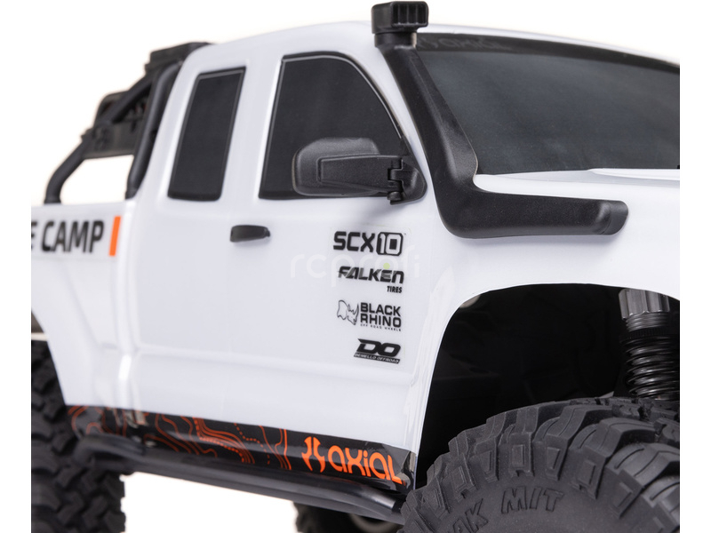 Axial SCX10 III Base Camp 4WD 1:10 RTR biely