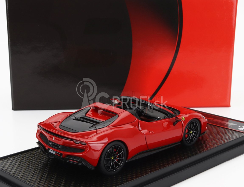 Bbr-models Ferrari 296 Gts Spider 2022 - Čierne kolesá 1:43 Rosso Corsa 322 - Červené