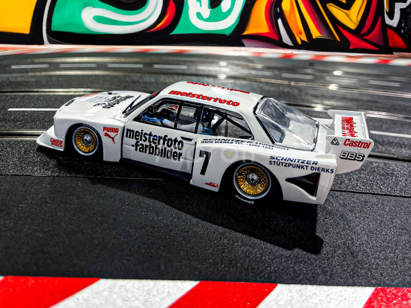 Carrera D132 - 32037 BMW 320 Turbo Flachbau