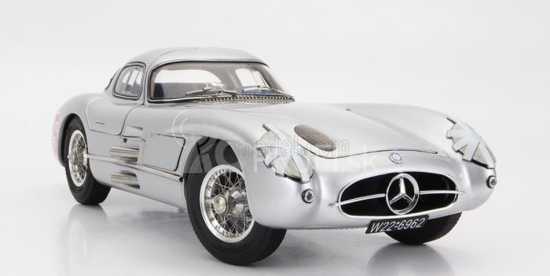 Cmc Mercedes Benz 300 Slr Uhlenhaut Coupe N 15 Sweden Gp 1955 1:18 Strieborná