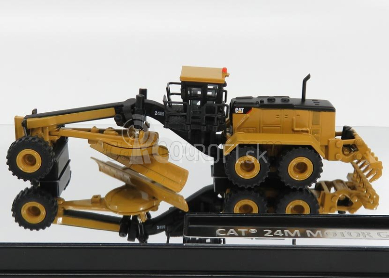 Dm-models Caterpillar Cat24m Ruspa Livellatrice Gommata - škrabací traktor, motorový grejder 1:125 žltá čierna