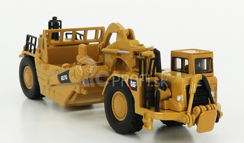 Dm-models Caterpillar Cat657g Ruspa Gommata - kolesový traktor so škrabákom 1:125 žltá čierna