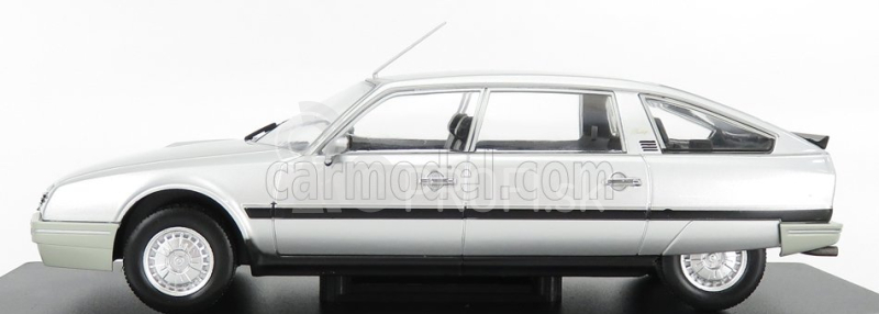 Edicola Citroen Cx 2500 Prestige Phase 2 1985 1:24 Strieborná