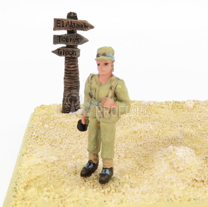 Edicola Diorama Soldato Nel Deserto - Desert Man 1:43 Béžová