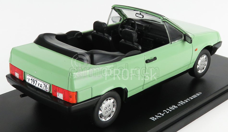 Edicola Lada Vaz 2108 Cabriolet Natasha 1986 - poškodenie Blister Box 1:24 zelená