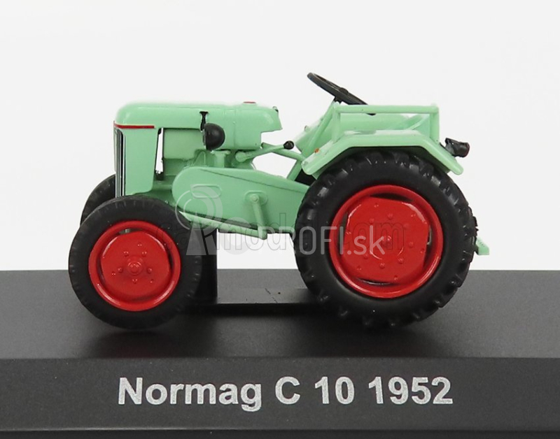 Edicola Normag C10 Tractor 1952 - Con Vetrina - S vitrínou 1:43 Veľmi svetlá zelená