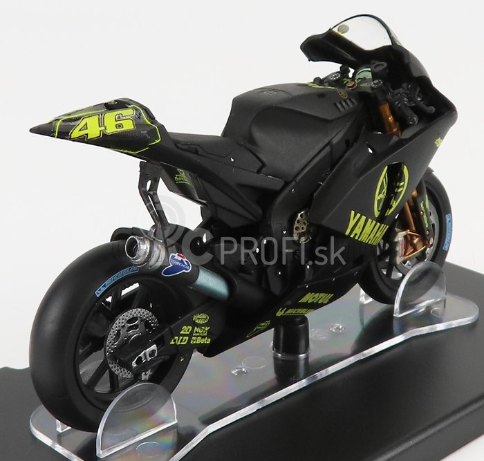 Edicola Yamaha Yzr-m1 N 46 Test Sepang Motogp 2007 Valentino Rossi 1:18 Čierna