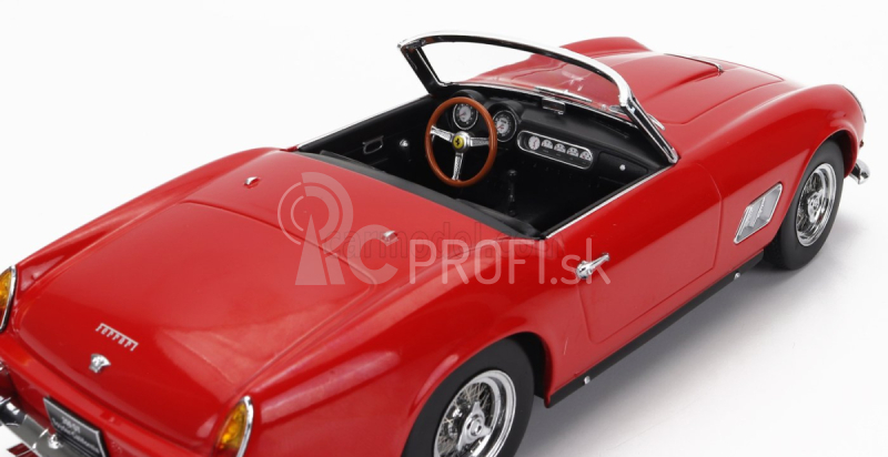 Ferrari 250gt California Spider v mierke kk s pevnou strechou 1960 1:18