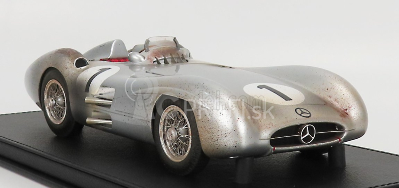 Gp-repliky Mercedes benz F1 W196r Streamliners N 1 Pole Position a 4. British Gp (špinavá verzia) Juan Manuel Fangio 1954 Majster sveta - Con Vetrina - S vitrínou 1:18 Silver