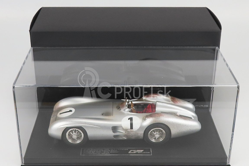 Gp-repliky Mercedes benz F1 W196r Streamliners N 1 Pole Position a 4. British Gp (špinavá verzia) Juan Manuel Fangio 1954 Majster sveta - Con Vetrina - S vitrínou 1:18 Silver