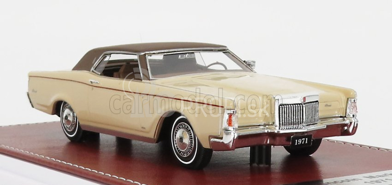 Great-iconic-models Lincoln Continental Mark Iii 1971 1:43 Béžová