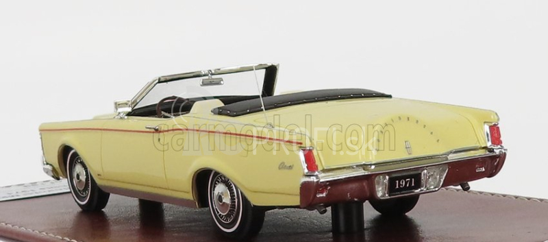 Great-iconic-models Lincoln Continental Mark Iii Cabrio 1971 1:43 Žltá