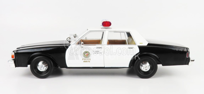 Greenlight Chevrolet Caprice Metropolitan Police 1987 - Terminator 2 Movie 1991 - The Judgment Day - Il Giorno Del Giudizio - With T-1000 Liquid Metal Android Figure 1:18 Black White