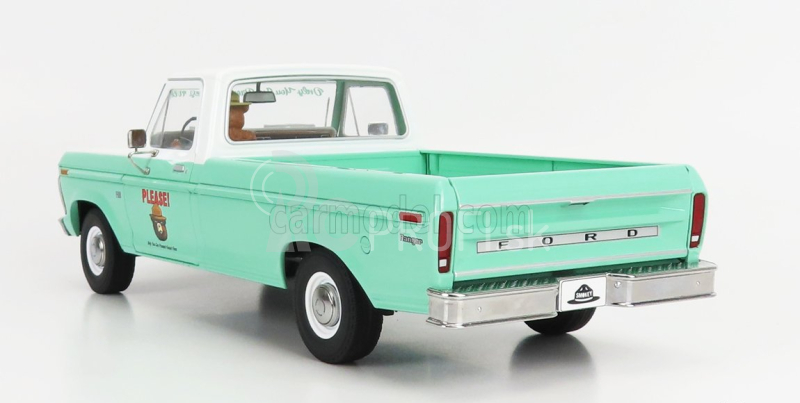 Greenlight Ford usa F-100 Pick-up Forest Service Green With Smokey Bear Figure 1975 1:18 Veľmi svetlá zelená biela