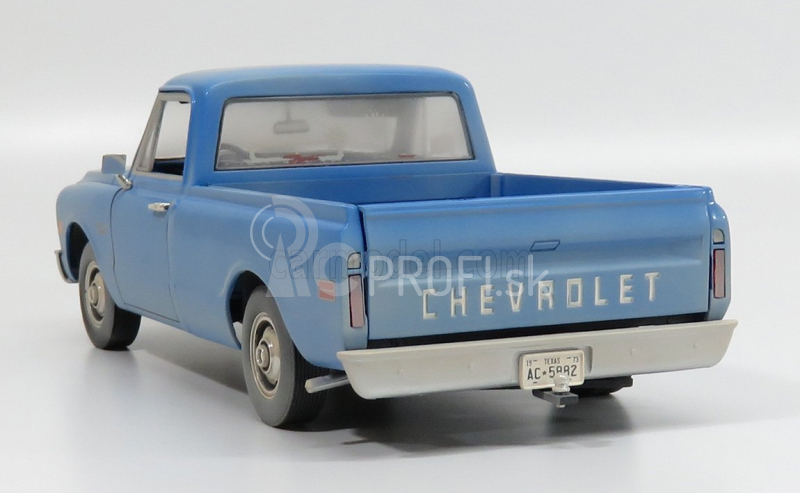 Highway61 Chevrolet C-10 Custom Pick-up 1970 - Texaský masaker motorovou pílou 1:18 Svetlomodrá