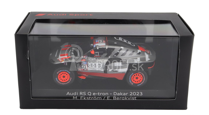 Iskrový model Audi Q E-tron Rs Tím Audi Sport N 221 Rally Dakar 2023 M Ekstrom - E Bergkvist 1:43 Sivá strieborná čierna