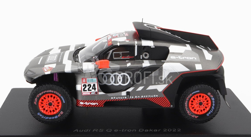 Iskrový model Audi Q E-tron Rs Tím Audi Sport N 224 Rally Dakar 2022 M.ekstrom - E.bergkvist 1:43 Sivá strieborná čierna