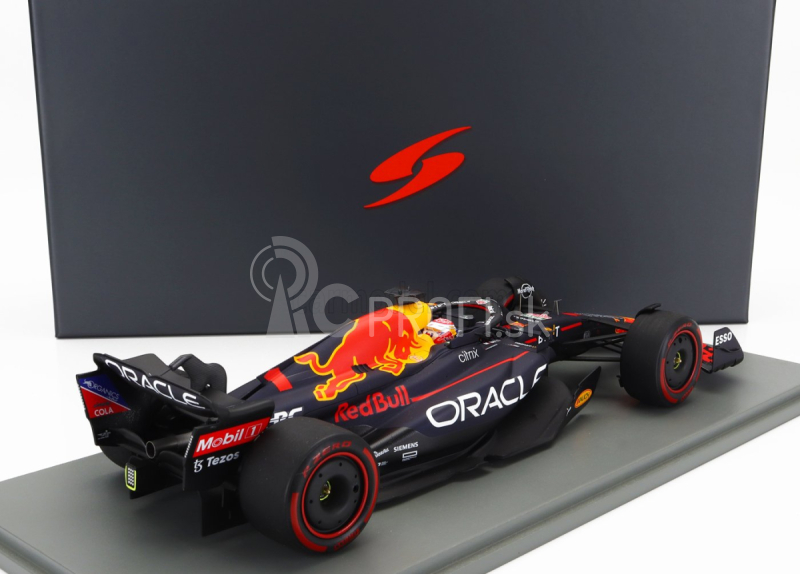 Iskrový model Red bull F1 Rb18 Team Oracle Red Bull Racing N 1 Víťaz holandského Gp Majster sveta 2022 - 30. víťazstvo Max Verstappen 1:18 Matná modrá žltá červená