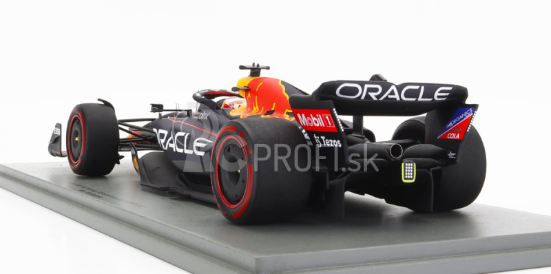 Iskrový model Red bull F1 Rb18 Team Oracle Red Bull Racing N 1 Víťaz holandského Gp Majster sveta 2022 - 30. víťazstvo Max Verstappen 1:18 Matná modrá žltá červená