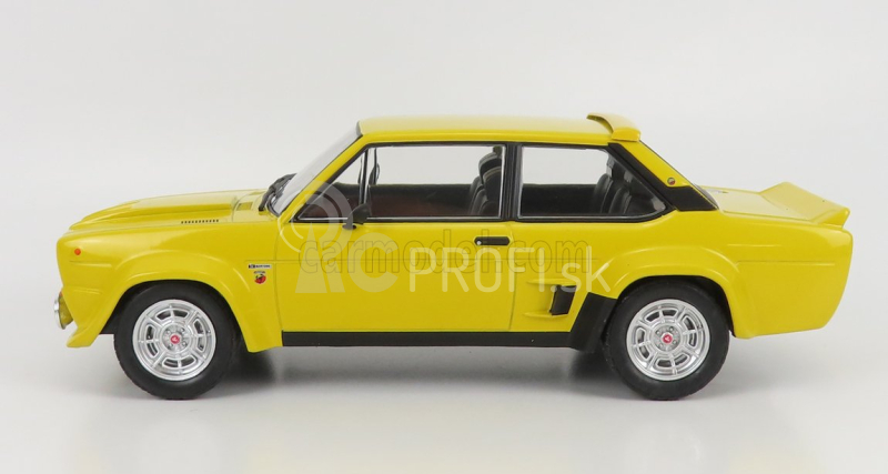 Ixo-models Fiat 131 Abarth (nočná verzia) Base Rally 1980 1:18 Žltá